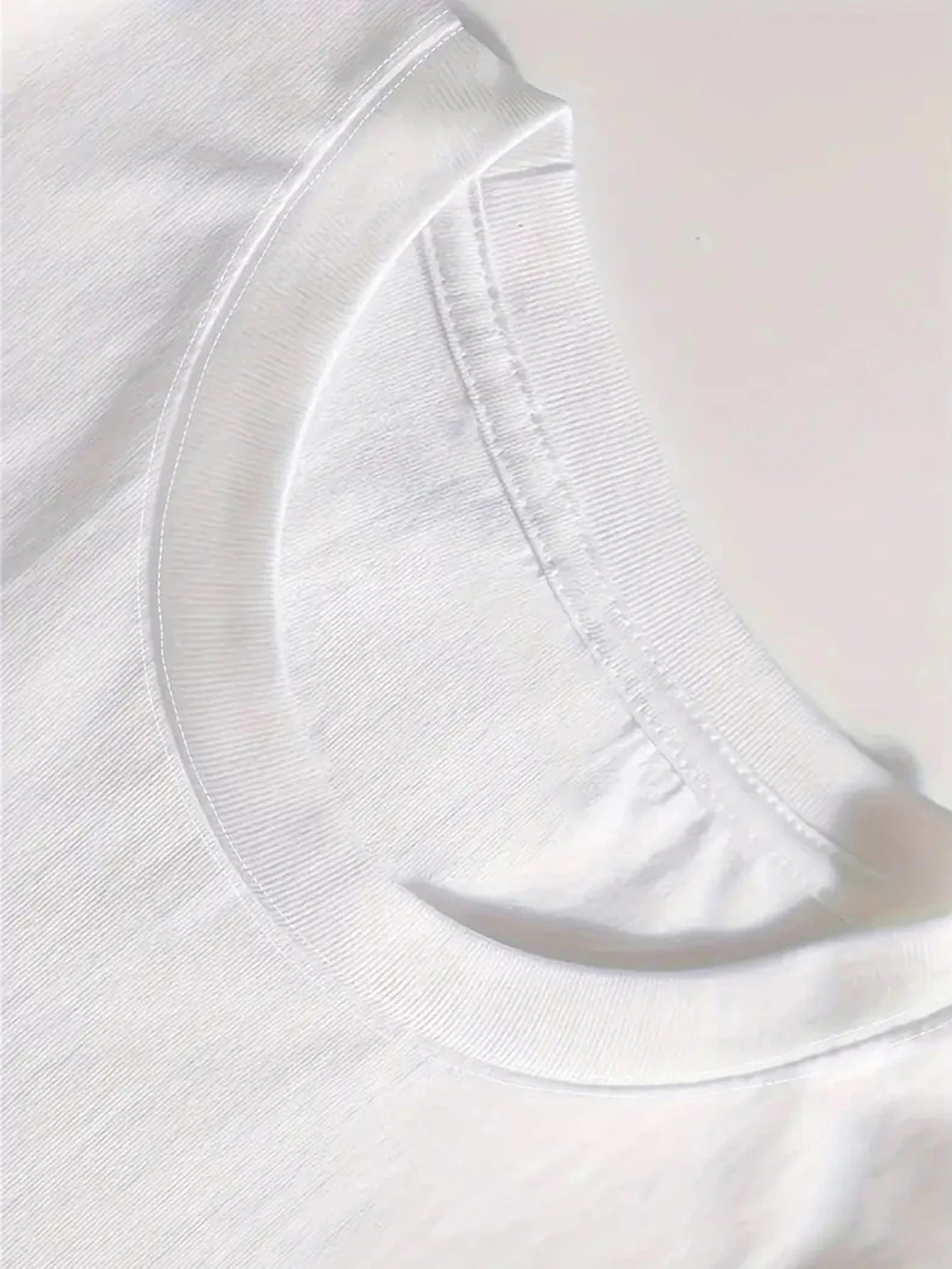 T-shirt unisex hawkins middle school